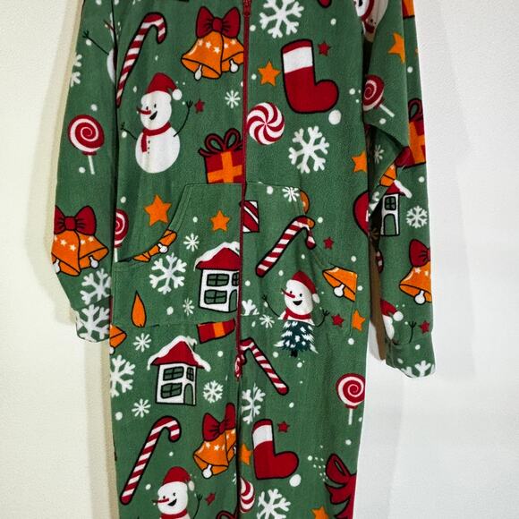 XMAS Coming Adult Size XS One Piece Pajamas Pockets Christmas Green - Picture 2 of 5